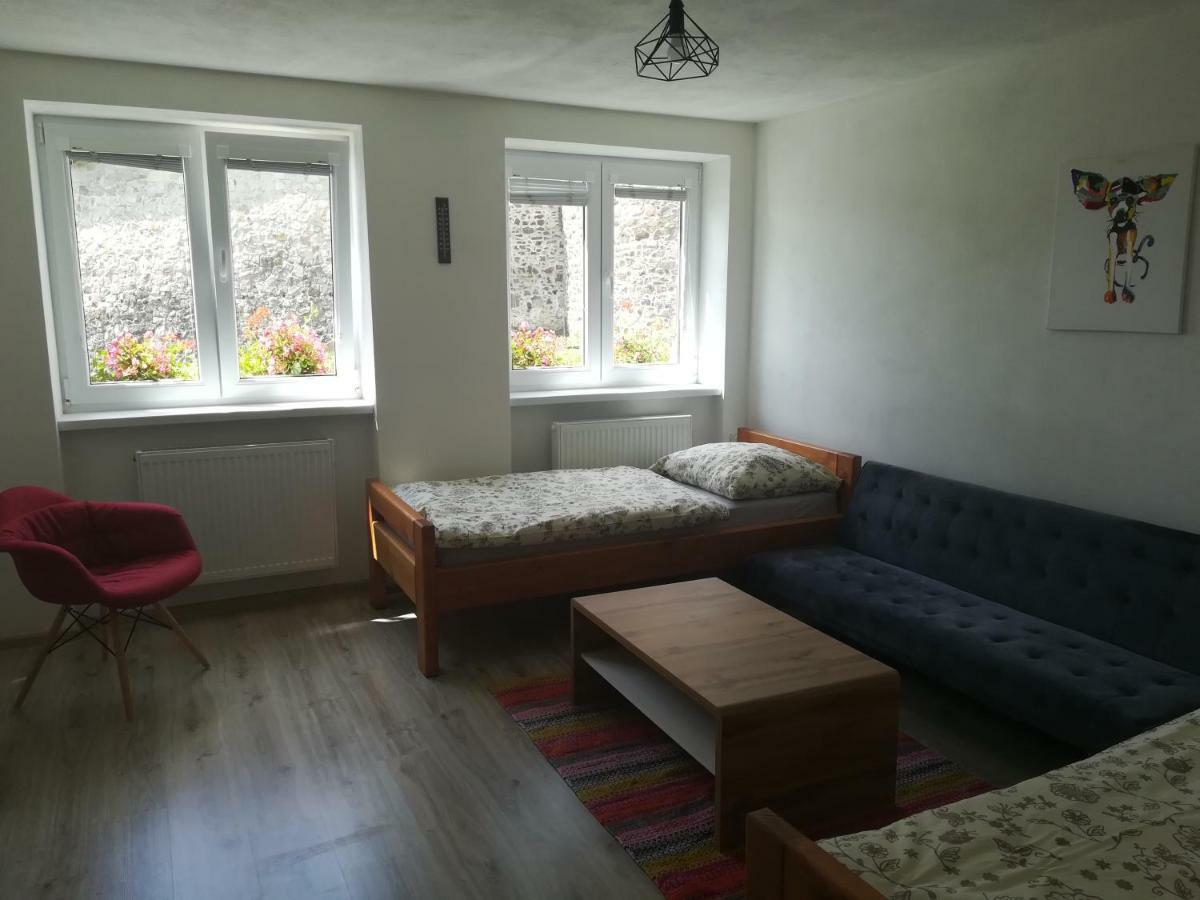 Appartement Pod Zamkom à Kremnica Extérieur photo